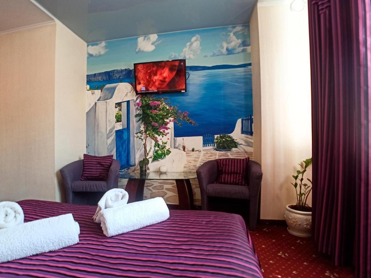 Apartments Deluxe Ивано-Франкивск Екстериор снимка