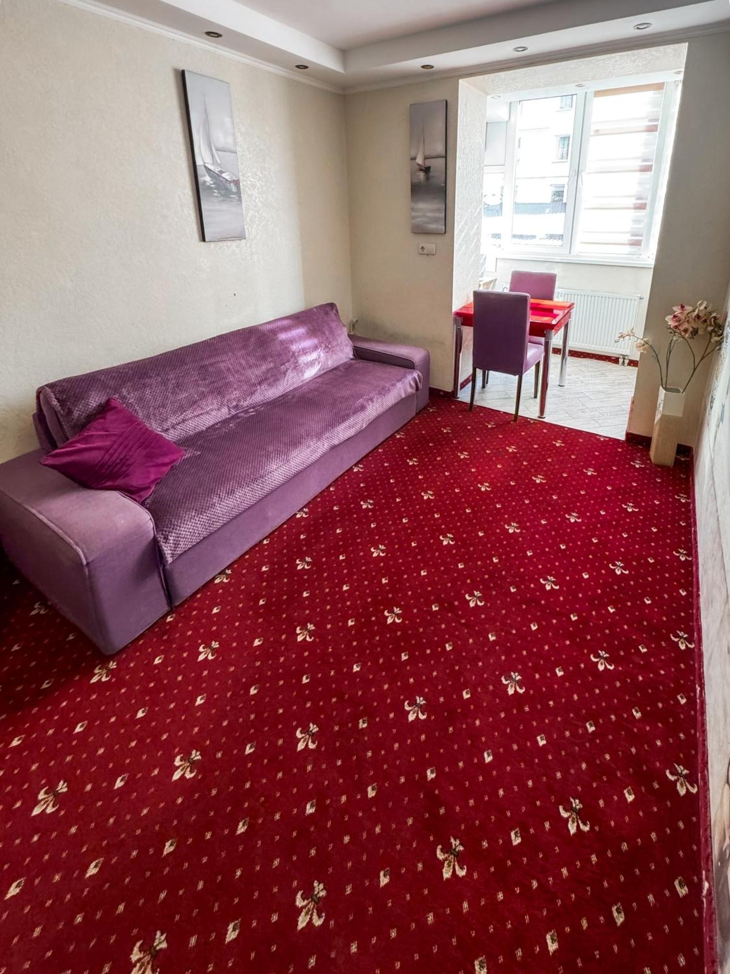 Apartments Deluxe Ивано-Франкивск Екстериор снимка